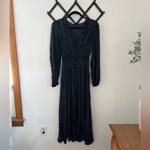 green emerald velvet dress Seta T Women's Fall Midi Dress Frilled Crewneck Long Sleeve A-Line Elegant  Flowy Casual Dresses with Pockets Small Black at Amazon Women's Clothing  store